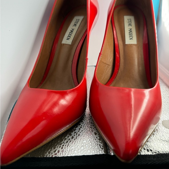 Steve Madden High 4” Heels - Picture 9 of 11